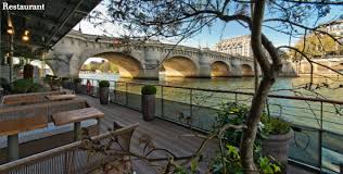 Croisière spéciale de minuit : Les Jardins Du Pont Neuf A Chic Restaurant On The Banks Of The Seine Paris Select