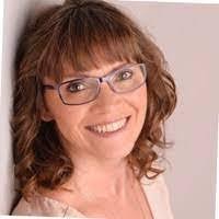 Ursula Olsen's Instagram, Twitter & Facebook