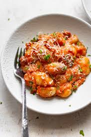 This Tomato Gnocchi Recipe Is Easy Cheesy And Sure To Be A Crowd Pleaser In 2020 Gnocchi Recipes Easy Gnocchi Recipes Healthy Gnocchi Recipes