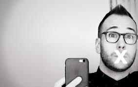 Bégayer un 22 octobre. Le 22 octobre c'est mon anniversaire…