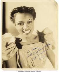 Maxine Sullivan Signed Photo. A vintage b&w 8" x 10" photo of
