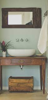 Arredi D Epoca E Pezzi Di Recupero Per La Casa Di Campagna Restaurata Cose Di Casa Arredamento Bagno Rustico Arredo Bagno Vintage Idee Bagno Rustico