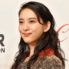 카피툰은 네이버웹툰 다음웹툰 카카오웹툰 레진코믹스 짬툰 투믹스 탑툰 만화책 미리보기 및 다시보기를 제공합니다. Jovkzuxjt1qyvm