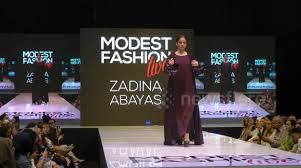 Season end sale at 50% off on all items. Newsflare Designer Zadina Abayas Showcase At Latest Design At London Muslim Lifestyle Show 2018