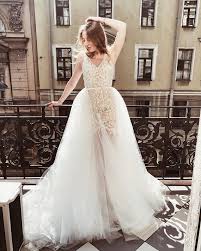 15 Dresses Under 2000 That Will Turn Heads Unique Lace Wedding Dress With Detachable Tulle Skirt Wedding Dresses Lace Wedding Gowns Mermaid Wedding Dresses