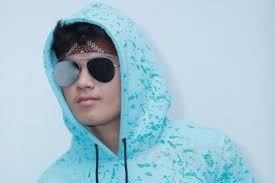 Haqiem rusli performing his new single, adlina marie. Ada Peminat Tawar Diri Jadi Kekasih Haqiem Rusli Buletin Malaysia