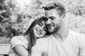 With the help of these poses, you guys will be able to take pretty selfies. Couple Poses Ultimate Guide For Best Couple Photos