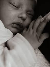 O Dia das Mães está chegando, e é hora de florescer!🌷 Convido vocês mães a  eternizarem este momento único , simples, mas repleto de amor, no nosso  Mini Ensaio. Vamos juntas