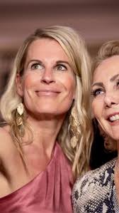 ✨Midsummer-Charity-Night✨, Ein magischer Abend mit Live-Musik, einer großen  Kunstversteigerung, einer Tombola, kulinarischen Highlights auf höchstem  Niveau und einer Extraportion Sternschnuppen