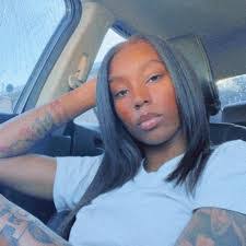 Amanda Trantham's Instagram, Twitter & Facebook