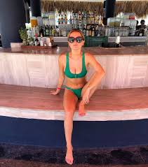 Amber Davies (Love Island) - Free pics, galleries & more at Babepedia