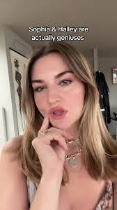 Sofia Shafer's Instagram, Twitter & Facebook