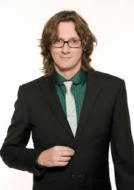 Ed Byrne He S Hilarious He S Irish And He Has Fabulous Hair Comedians Likable People Hot Irish Men