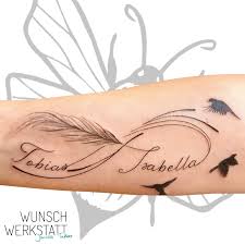 Man lässt sich namen, herz, blumen, feder, kreuz usw. Rudi 41 Unendlichkeit Tattoo Mit Namen
