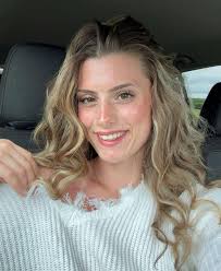 Thank you BLUE JAYS THIS WAS MORE THAN BASEBALL. THESE WERE MOMENTS THAT  BROUGHT CANADA TOGETHER.