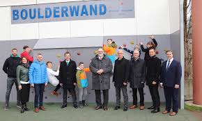 Its current status is listed as active. Neue Boulderwand Fur Die Dreiflusse Realschule Passau Blog Der Sparkasse Passau