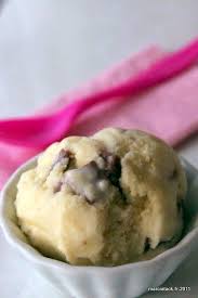 Glace A La Banane Et Aux Eclats De Chocolat Et De Noix Recette Glace Banane Recette Glace Banane