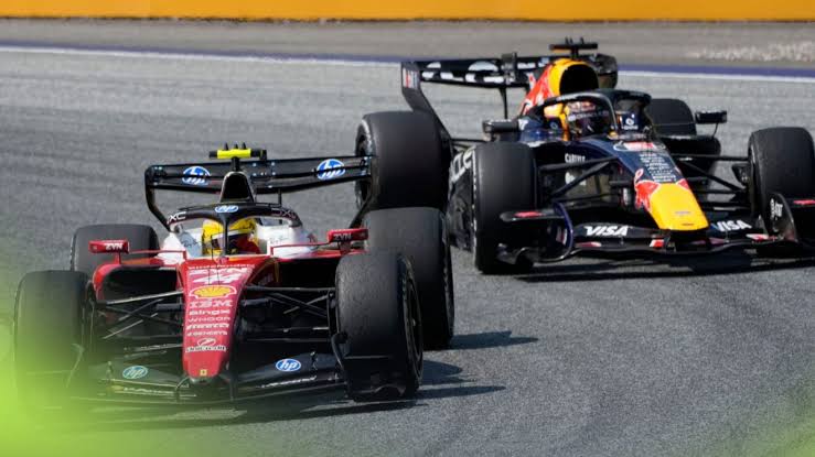 Lewis Hamilton tells Verstappen: 'Don't go around the outside of a champion'
