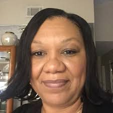 Lora Townsend's Instagram, Twitter & Facebook