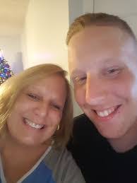 Rachelle Caudill's Instagram, Twitter & Facebook