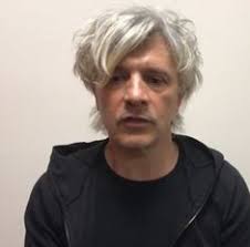 Visualizza altre idee su icone, bretagna, anatomia. 900 Nicola Sirkis Ideas In 2021 Save Instagram Photos Save From Instagram Twin Peeks