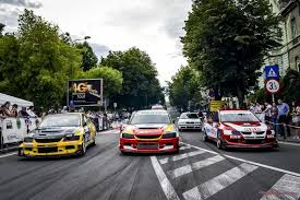 Piața sfatului și casa sfatului din brașov; Restrictii De Circuatie Intre Brasov Si Poiana Brasov Autostiri Ro