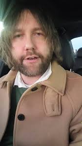 aaron lee tasjan (@aaronleetasjan) • Instagram-foto's en -video's