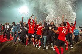 القنوات الناقلة لمباراة الاهلي والترجي، من أكثر ما يتم البحث عنه من قبل جميع مشجعي ومحبي أفريقيا، على ان يكون في حراسة المرمى محمد الشناوي، وفي الدفاع رامي ربيعة وبدر بانون، وأيمن اشرف، وياسر ابراهيم، وعلي معلول، اما خط. ÙƒÙŠÙ ØªÙ†Ø§ÙˆÙ„Øª ØµØ­Ù Ø§Ù„Ø¹Ø§Ù„Ù… ØªØªÙˆÙŠØ¬ Ø§Ù„Ø£Ù‡Ù„ÙŠ Ø¨Ù€ Ø¯ÙˆØ±ÙŠ Ø£Ø¨Ø·Ø§Ù„ Ø¥ÙØ±ÙŠÙ‚ÙŠØ§ Ø¹Ù„Ù‰ Ø­Ø³Ø§Ø¨ Ø§Ù„Ø²Ù…Ø§Ù„Ùƒ Ø¨Ø·ÙˆÙ„Ø§Øª