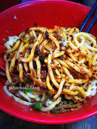 My frequent pan mee stall. The Original Kin Kin Chili Pan Mee In Chow Kit Kl å»ºè¨˜è¾£æ¤'æ¿éºµ Best Chili Ban Mien Ever Johor Kaki Travels For Food