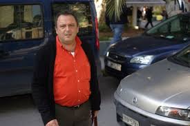 Jun 28, 2021 · ο γιώργος καμπουράκης είναι καθηγητής τεχνολογίας της επικοινωνίας εθνικού μετσόβιου πολυτεχνείου/ european communication institute (eci) ακόμη, έχωμεν το 50% του παγκοσμίου πλούτου αλλά μόνον το 6,3% του πληθυσμού. Kampoyrakhs Kata Polakh Egw 8a Soy Poios Einai Sixama In Gr