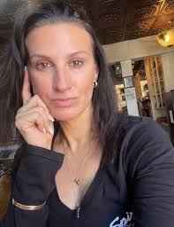 I just wanted to remind everyone that we are having our End of Year Party  tonight at Castiglia's (the one