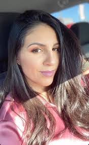 Abigail Botello's Instagram, Twitter & Facebook