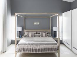 Designer erica bryen turned a classic color scheme of black, white and brass into something truly dazzling, using unabashedly bold patterns and distinctive geometric designs. Gray Bedroom Color Pairing Ideas