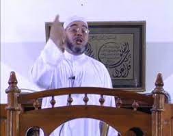 Yasser nhari 7 يونيو، 2021. L Imam Abdellah Nahari Suspendu Pour Avoir Critique Les Intouchables Eplume