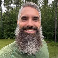 Michael Hasselbring (@mikelbring)