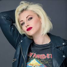 Danielle Towne (@danielleltowne) • Instagram photos and videos