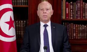 اشتهر بمداخلاته الأكاديمية المميزة للفصل في الإشكاليات القانونية المتعلقة بكتابة الدستور التونسي بعد الثورة. Rglkayjakxxgzm