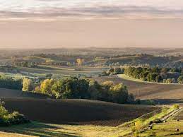 Zgromadzenie składa się z 34. Discover Gorgeous Gers Gascony The Good Life France