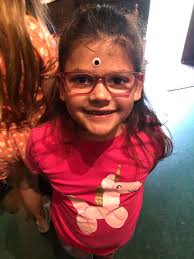 Troop 118 volunteers at Christmas center