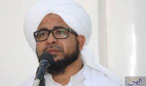 الداعية الإسلامي الشيخ عبدالرحمن باعباد يناشد في قصيدة بإيقاف الحرب