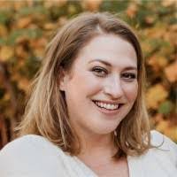 Meredith Kaplan's Instagram, Twitter & Facebook