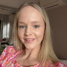 Melissa Mccombs's Instagram, Twitter & Facebook