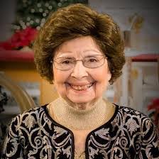 Alicia Loredo's Instagram, Twitter & Facebook