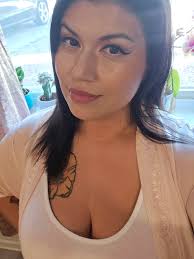 Nicaraguan american seeking adventure partner in aurora