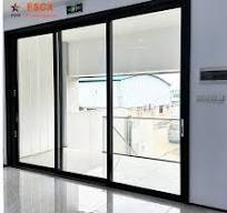 Modern 3-Panel Thermal Insulation Aluminum Alloy Stainless Steel Screen  Netting Interior Garden Sliding for Apartment Hotel Mall