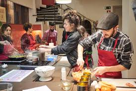 Ponemos a vuestra disposición un calendario mensual con talleres gastronómicos, de productos, técnicas y temáticas diferentes. Laboratorio Gastronomico Serendipolis