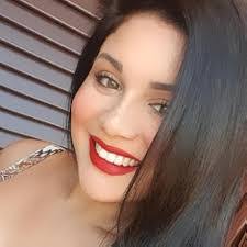 Sandra Capuano's Instagram, Twitter & Facebook