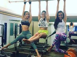 Check out malaika arora's latest news, age, photos, family details, biography, upcoming movies, net worth, filmography, awards, songs, videos, wallpapers and much more about. Pic Saif Ali Khan S Daughter Sara Works Out With Malaika Arora