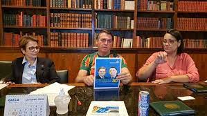 E nós, somos o quê? Em Live Bolsonaro Faz Campanha Aberta Para Russomano E Crivella