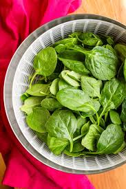 How long does fresh spinach last in the fridge? How To Freeze Spinach Can You Freeze Spinach Yes Unsophisticook